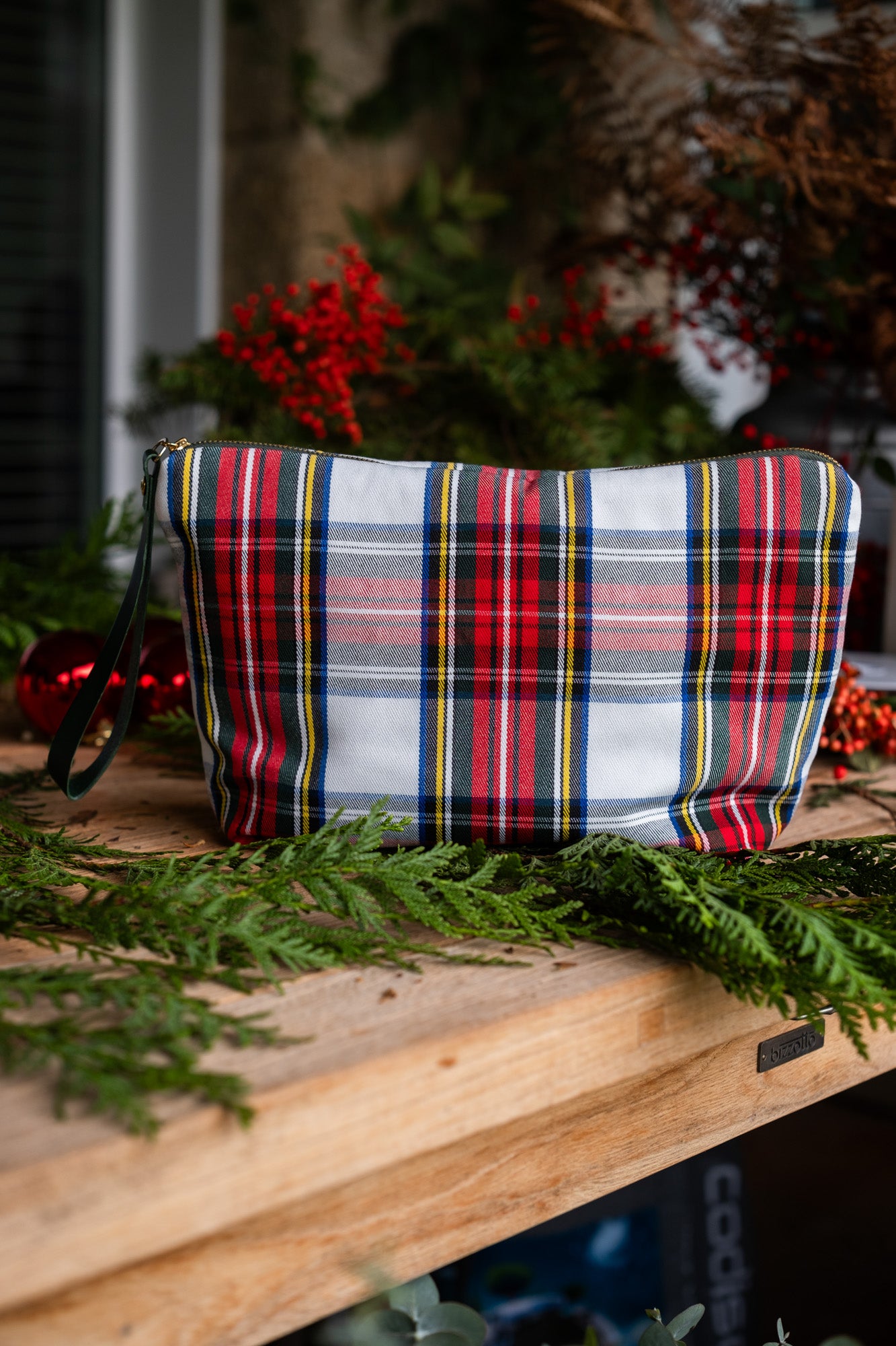 Pouch tartán blanco