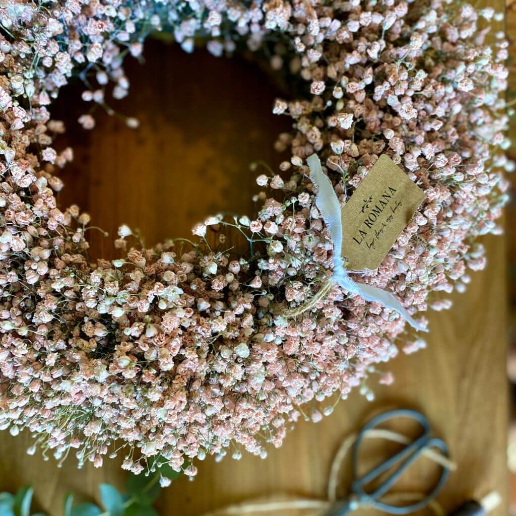 Corona de flores paniculata rosa